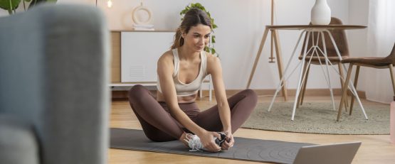 CBD and Exercise: Staying Active Indoors During Cold Weather